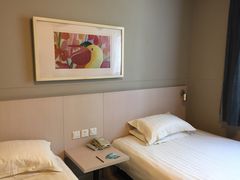 -白玉兰商务酒店(曲阜三孔景区春秋西路店)