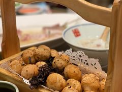 干菜炸汤圆-香园茶社·金陵小灶(老门东店)