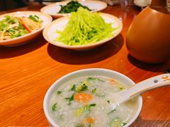 -如轩海鲜砂锅粥(国际能源店)