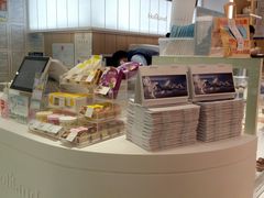 -好利来(新华百货店)