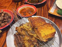 -东方一串·鲜肉小串·小酒馆(壹航城店)