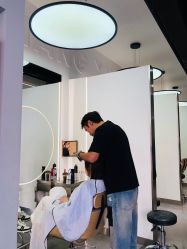 -Z.X HAIR SALON张新美业