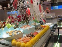 -广州万富希尔顿酒店·感趣自助餐厅·金秋蟹宴生蚝海鲜刺身