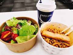 -瑞幸咖啡(外滩SOHO店)