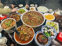 -聚八方土菜馆(余松路店)