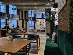 -光海书局(南京东路第一百货店)