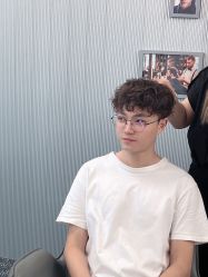 -即型男士理发工作室