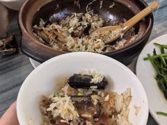 -容里煲仔饭(利丰北路店)