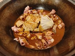 -小火炕铁锅炖鱼