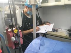 -全心全意连锁动物医院(加州店)