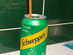 罐装玉泉忌廉-無牌小范·香港明星美食