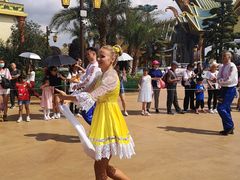 -七彩云南欢乐世界