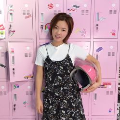 -变画·发型STUDIO