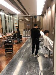 -扎嘎形象设计