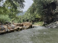 -雅鲁激流探险漂流