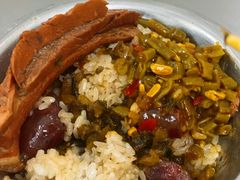 -梁阿婆廿年老牌扣肉糯米饭