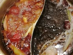 -小天鹅火锅·一线江景洪鼎旗舰店(洪崖洞店)