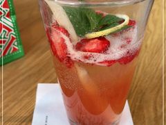 -星巴克臻选(上海合生汇1F店)