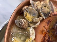 -一口猪海鲜浑锅·东北家常菜