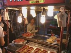 -六合夜市