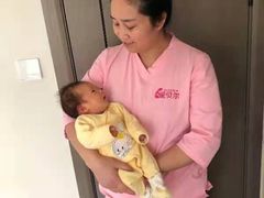 -爱贝尔高端月嫂(母婴护理)