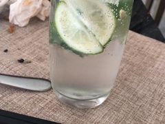 -东方红海鲜百汇(国际大厦店)