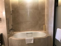 -舟山希尔顿酒店