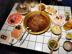 -佬革命主题火锅(玉沙路店)