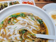 -湘人龙记老长沙米粉(鸟巢店)