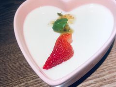 怦然心动杏仁君-偏偏喜欢你(国瑞购物中心店)