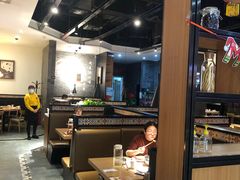 大堂-李子坝梁山鸡(北碚万达五鸡哥店)