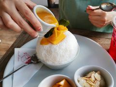 芒果雪冰-Cheevit Cheeva(Sirimangkalajarn)