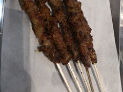挂糊羊肉串-一只羊·铜锅涮羊肉烧烤