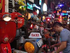 -席娜卡琳火车铁道夜市