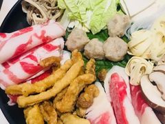 -周幺妹重庆老火锅(银泰城总店)