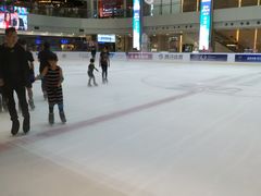 -冰堡国际溜冰场(观澜湖新城MHMALL店)