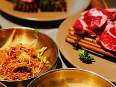 -草家酱蟹炭火烤肉店(珲春南路一店)