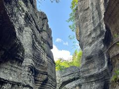 -梭布垭石林景区