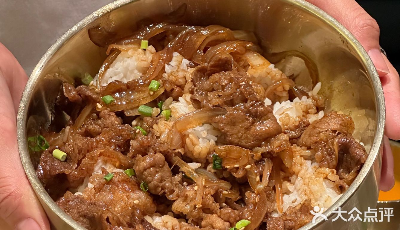 谁来解释一下杭州烤肉店的这种现象  
