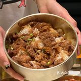谁来解释一下杭州烤肉店的这种现象  