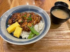 照烧鸡排饭-牛気·越光米牛肉饭(水游城店)
