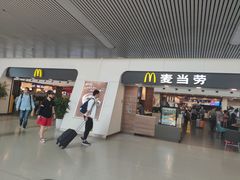 门面-麦当劳(杭州东站高铁店)