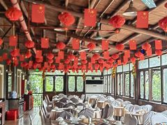 -鲤鱼塘农家山庄