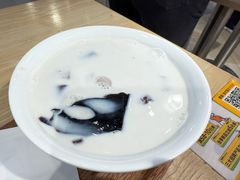 -满记甜品(优客百盛店)