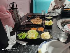 -烤路里·韩国品质自助烤肉(石路天虹4号店)