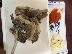 -壹阁胡羊焖饼(特色小吃街店)