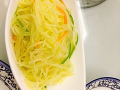 土豆丝-东方饺子王(创始店)