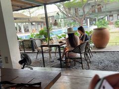 -喜洲吧·江畔老船厂·庭院餐厅(喜临院店)