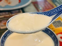 -广信牛奶甜品世家(台东店)