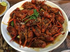 香辣十三香-大拇指龙虾(娄葑文体中心店)